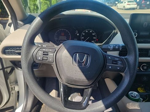 Used 2023 Honda HR-V LX image 17