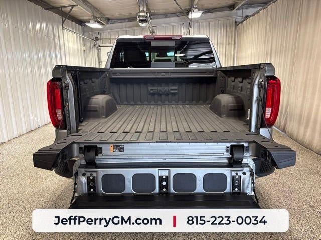 Used 2024 GMC Sierra 1500 SLT AWD/4WD image 30