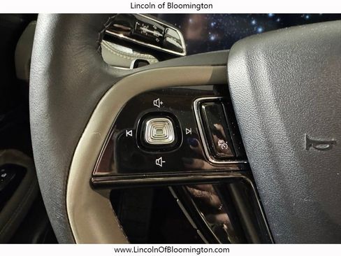 Certified 2025 Lincoln Corsair Grand Touring w/ Equipment Group 301A AWD/4WD image 41