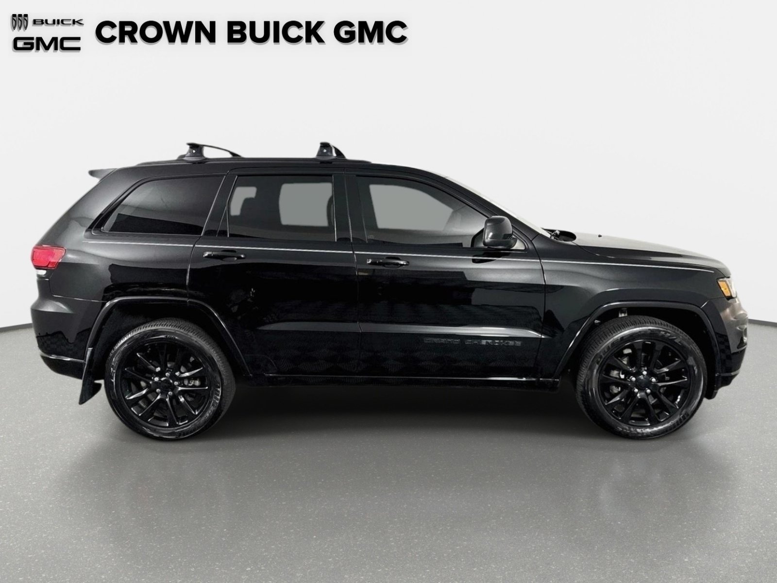 Used 2020 Jeep Grand Cherokee Altitude RWD image 4