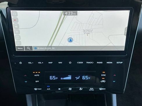 Used 2024 Hyundai Tucson SEL w/ Convenience Package FWD image 25