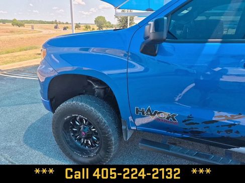 Used 2022 Chevrolet Silverado 1500 RST w/ Z71 Off-Road Package AWD/4WD image 6