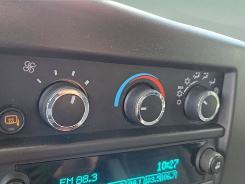 Used 2024 GMC Savana 2500 w/ Driver Convenience Package RWD image 23