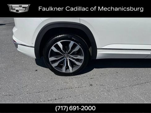 Used 2022 Volkswagen Atlas Cross Sport SEL Premium R-Line AWD/4WD image 35