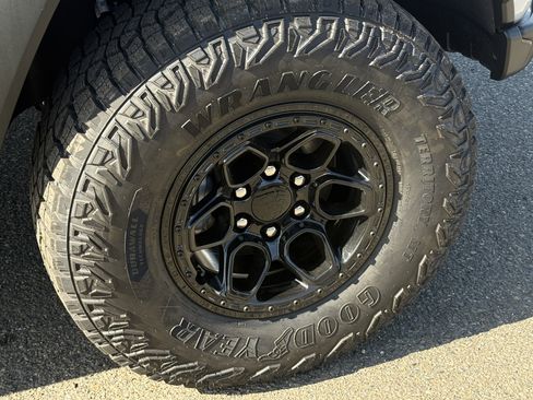 New 2026 Chevrolet Colorado ZR2 w/ ZR2 Bison Edition image 28