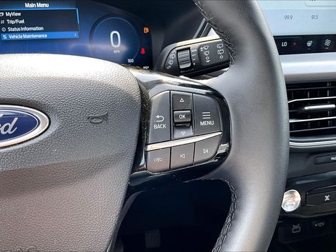 Used 2025 Ford Escape Platinum AWD/4WD image 23