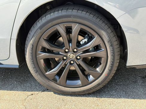 New 2026 Toyota Sienna XSE FWD image 21