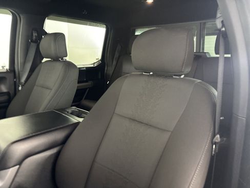 Used 2018 Ford F150 XLT w/ Equipment Group 302A Luxury image 8
