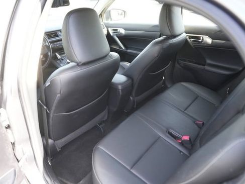 Used 2015 Lexus CT 200h w/ Seat Comfort Package image 12