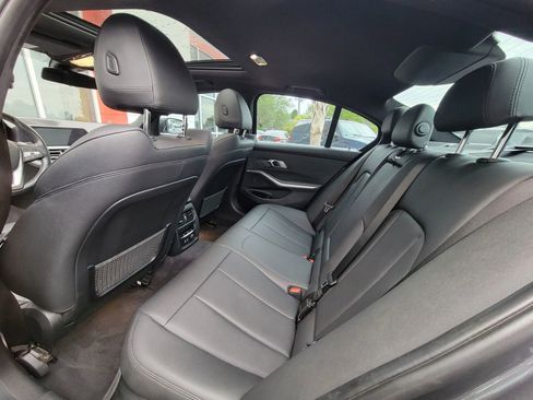 Used 2019 BMW 330i Sedan RWD image 17
