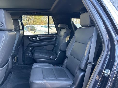 Used 2023 Chevrolet Tahoe LT w/ LT Signature Package image 28