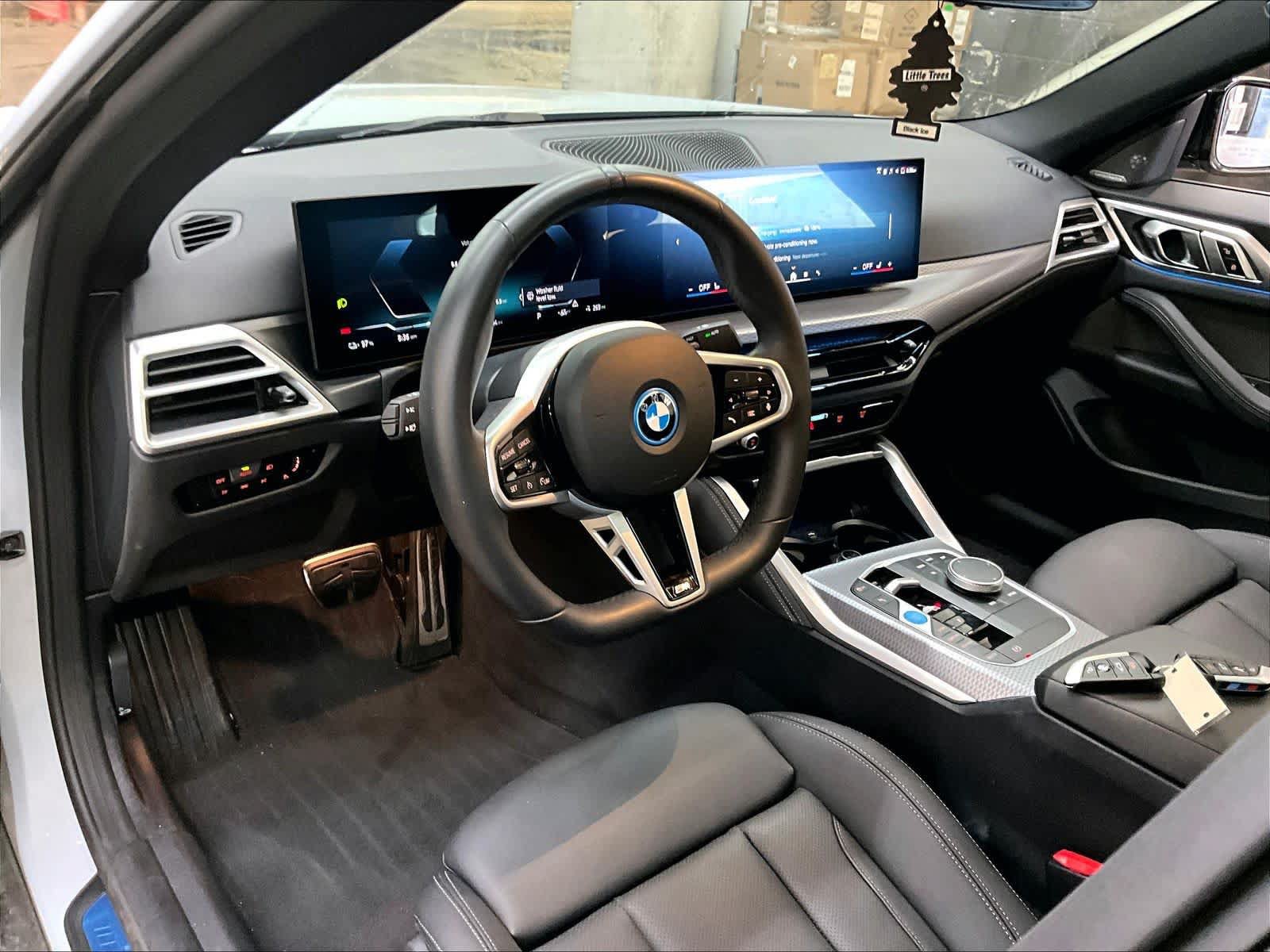 Used 2025 BMW i4 eDrive40 w/ M Sport Package RWD image 16