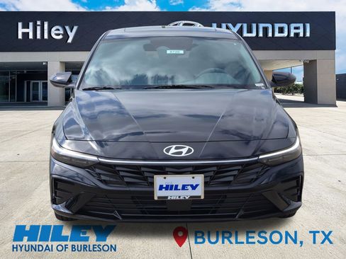 New 2026 Hyundai Elantra SEL Sport Premium FWD image 6