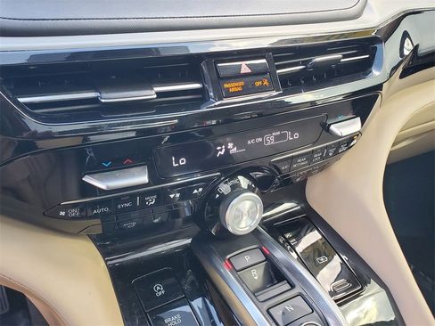 Used 2024 Acura MDX FWD w/ Technology Package image 32