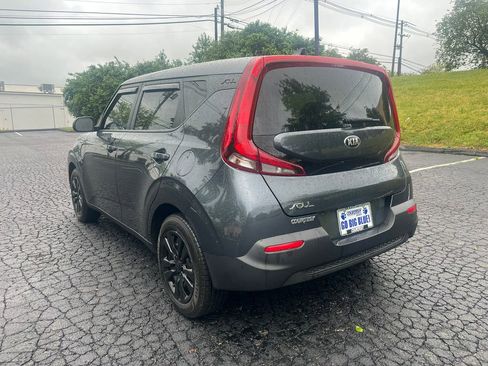 Used 2020 Kia Soul LX FWD image 8
