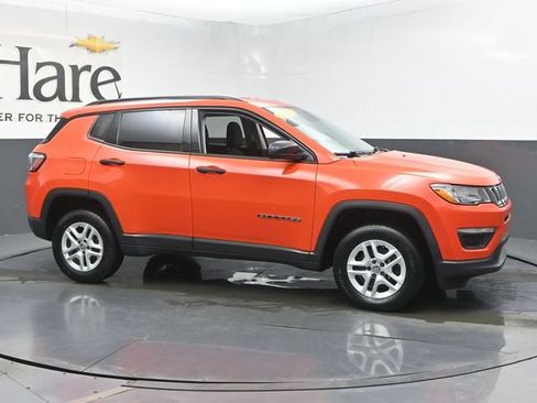 Used 2018 Jeep Compass Sport w/ Cold Weather Group AWD/4WD image 49