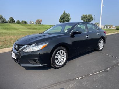 Used 2016 Nissan Altima 2.5 S w/ Power Driver Seat Package