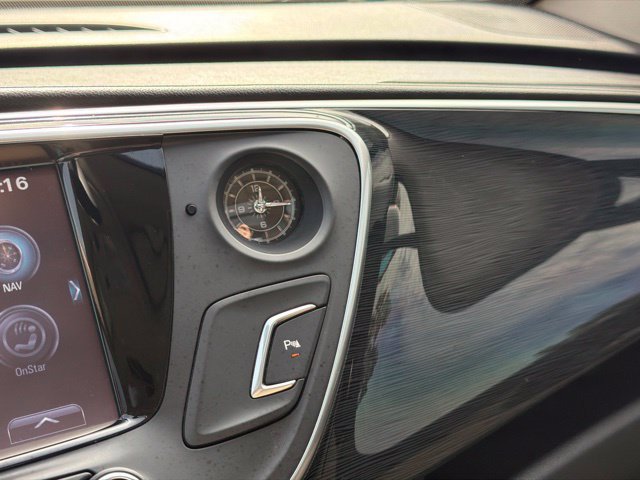 Used 2017 Buick Envision Essence FWD image 24