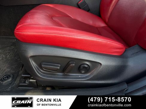Used 2018 Toyota Camry XSE FWD image 11