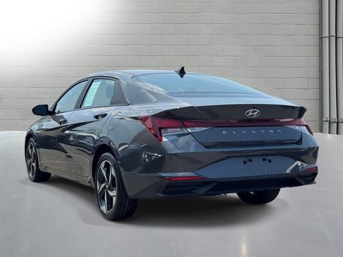 Used 2023 Hyundai Elantra SEL w/ Convenience Package FWD image 7