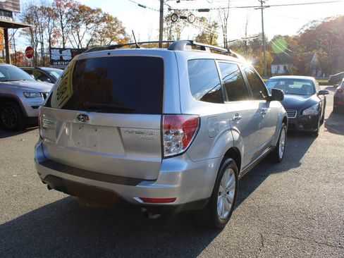 Used 2012 Subaru Forester 2.5X Premium w/ All-Weather Pkg image 8