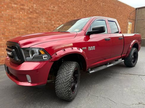 Used 2015 RAM 1500 Express image 3