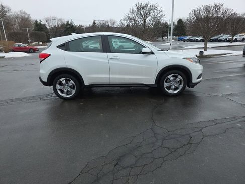 Certified 2022 Honda HR-V LX image 8