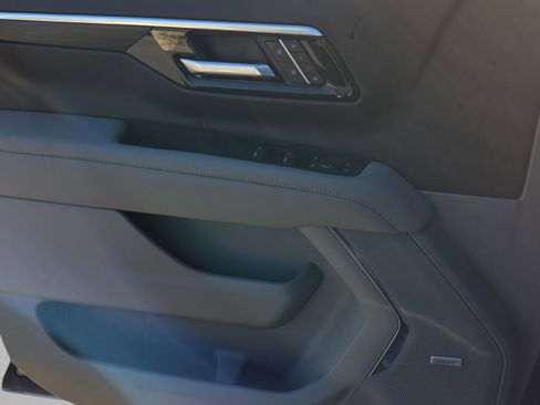 New 2026 Chevrolet Tahoe LT w/ Comfort Package image 18