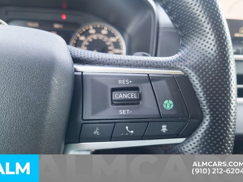 Used 2024 Mitsubishi Outlander SE AWD/4WD image 12
