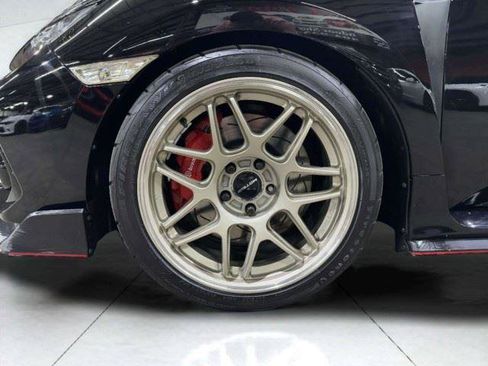 Used 2017 Honda Civic Type R image 65