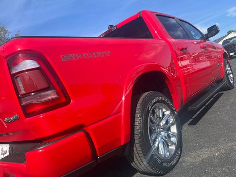 Used 2021 RAM 1500 Laramie w/ Sport Appearance Package AWD/4WD image 12