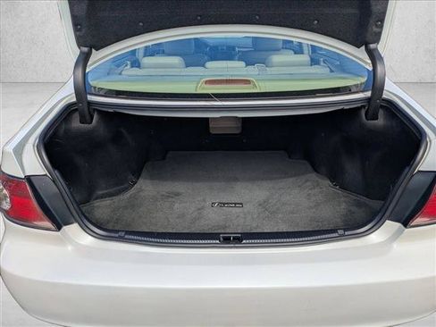 Used 2004 Lexus ES 330 FWD image 6