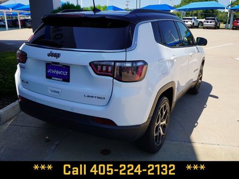Used 2025 Jeep Compass Limited AWD/4WD image 13