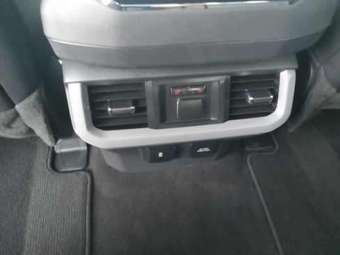 Used 2024 Ford F150 Lariat w/ Equipment Group 502A High AWD/4WD image 28