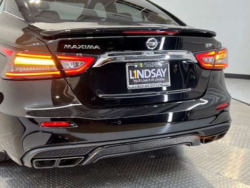 Used 2020 Nissan Maxima SR w/ Sport Mat Group image 8