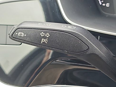 Used 2021 Audi Q3 2.0T Premium w/ Convenience Package AWD/4WD image 33