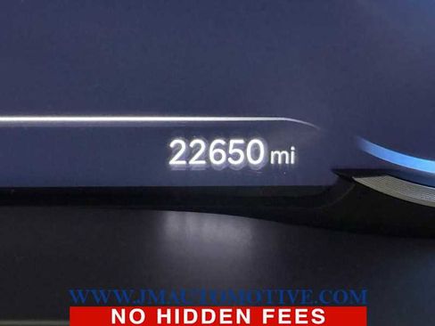 Used 2023 Genesis GV70 2.5T w/ Select Package image 22