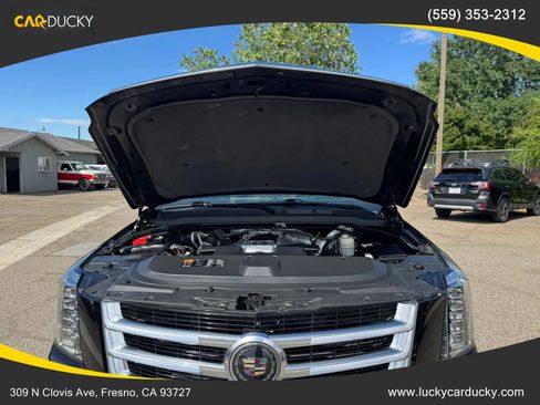 Used 2015 Cadillac Escalade Premium RWD image 35