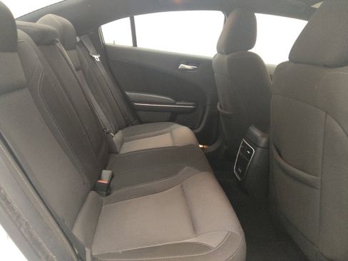 Used 2022 Dodge Charger SXT RWD image 19