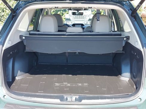 Certified 2024 Subaru Forester Limited w/ Convenience Package image 12
