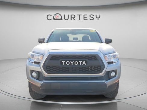 Used 2023 Toyota Tacoma SR5 image 4