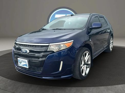 Used 2011 Ford Edge Sport w/ Driver Entry Pkg FWD image 7