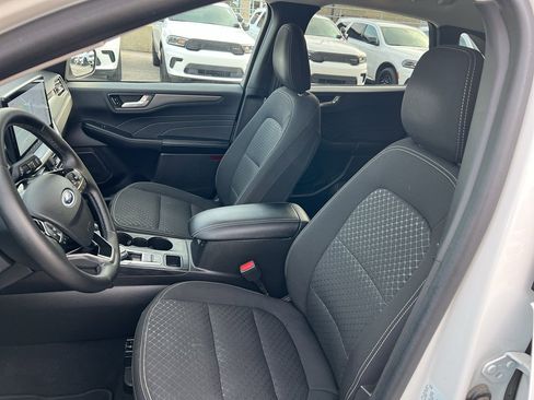 Used 2023 Ford Escape Active w/ Tech Pack #2 image 16