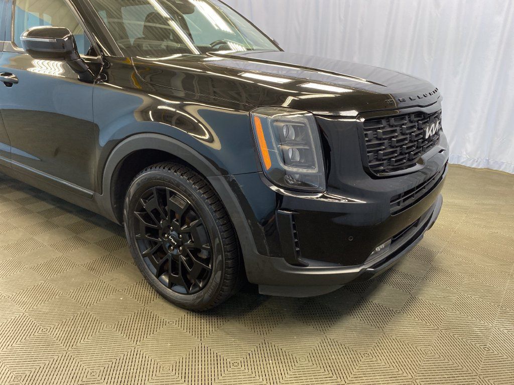 Used 2022 Kia Telluride SX w/ Nightfall Edition Package AWD/4WD image 44