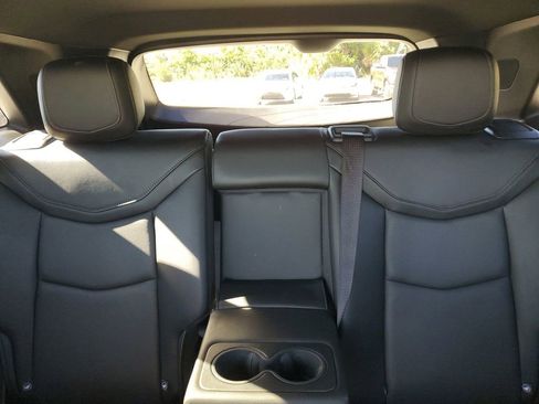 Used 2025 Cadillac XT5 Premium Luxury image 13