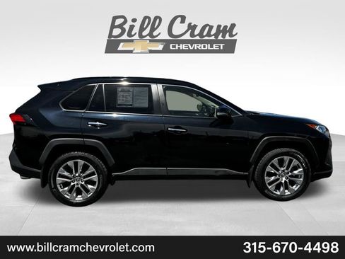 Used 2020 Toyota RAV4 Limited AWD/4WD image 34