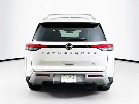 Used 2023 Nissan Pathfinder SL w/ Cargo Package FWD image 7