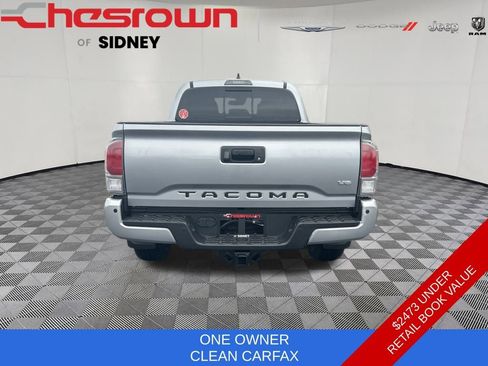 Used 2022 Toyota Tacoma TRD Sport image 4