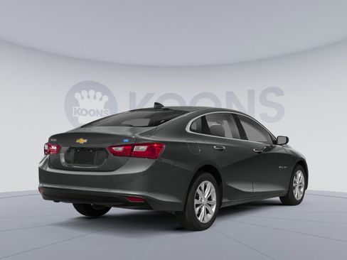 Used 2019 Chevrolet Malibu Hybrid w/ Leather Package FWD image 2