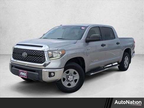 Used 2018 Toyota Tundra SR5 image 1